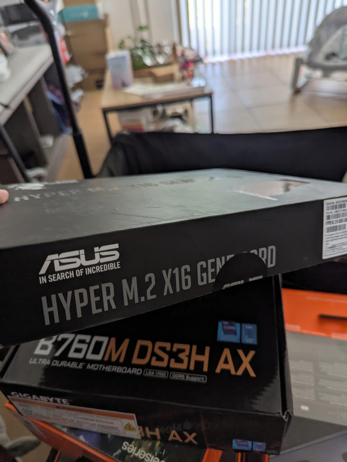 Asus Hyper M.2 x16 Gen5 Card